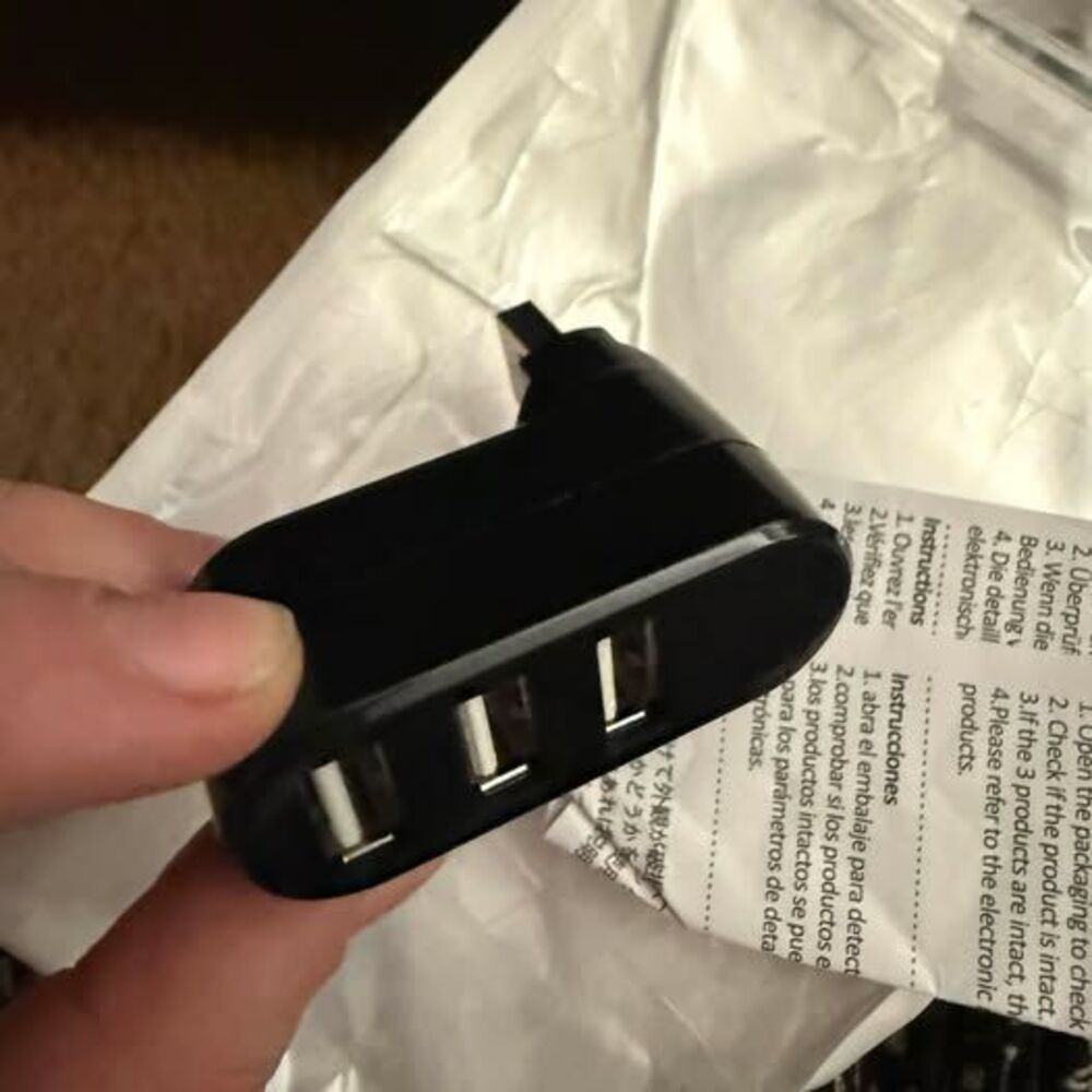 3-Port Rotating USB Hub - Picture 2 of 5